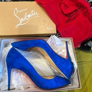 *NEVER WORN* Christian Louboutin Pigalle Follies 85 - Cobalt Blue Suede